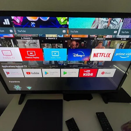 Esprit Jaune - Cosy Salengro - Sauna & Sport Club 公寓