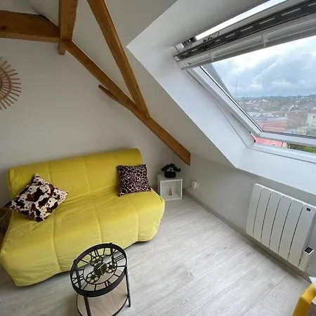 Esprit Jaune - Cosy Salengro - Sauna & Sport Club *