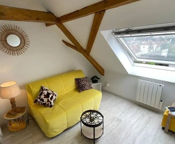 Esprit Jaune - Cosy Salengro - Sauna & Sport Club *